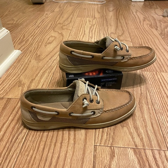 Sperry’s - Picture 4 of 5